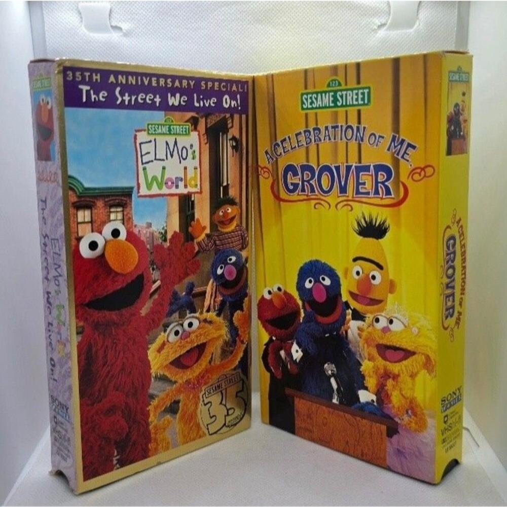 Sesame Street Elmo's World & A Celebration of Me Grover (VHS)